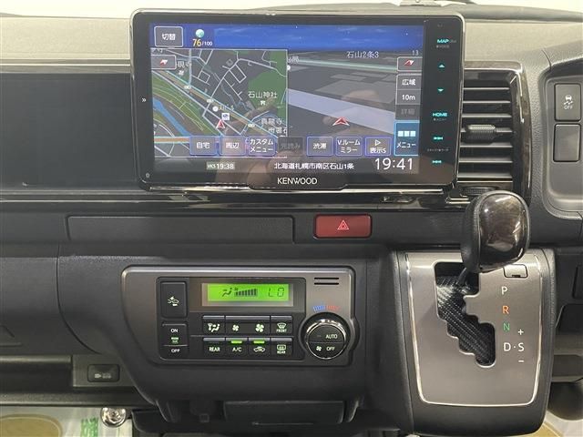 TOYOTA HIACE VAN 4WD 2018 Image 31