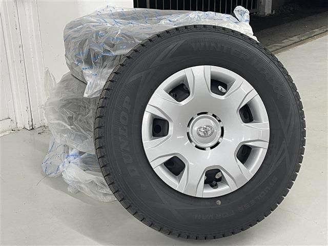 TOYOTA HIACE VAN 4WD 2018 Image 31