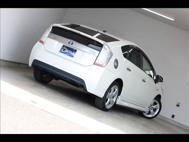 TOYOTA PRIUS PHV 2012 Image 31