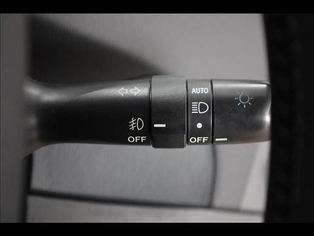 TOYOTA PRIUS PHV 2012 Image 31