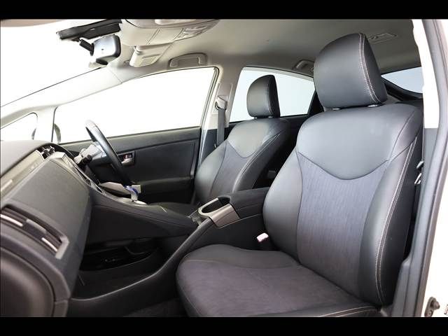 TOYOTA PRIUS PHV 2012 Image 31