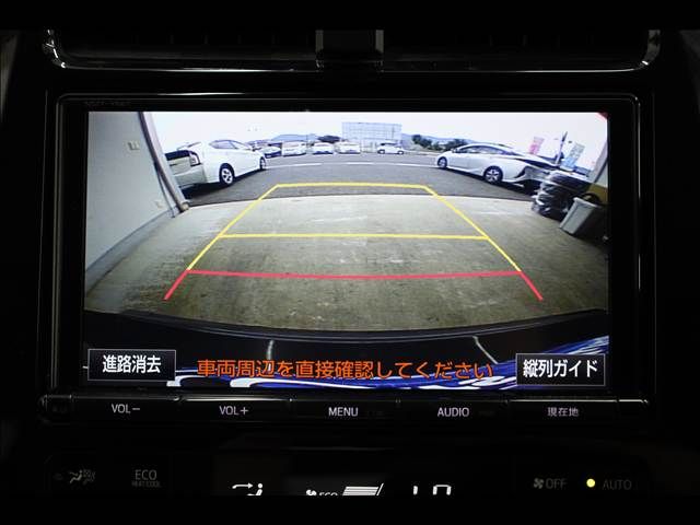 TOYOTA PRIUS PHV 2017 Image 31