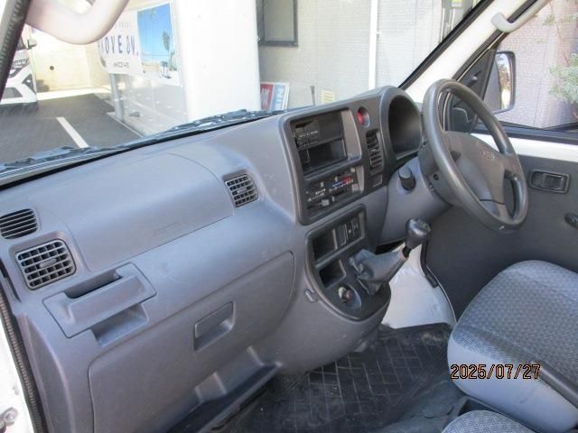 DAIHATSU HIJET CARGO 2013 Image 31
