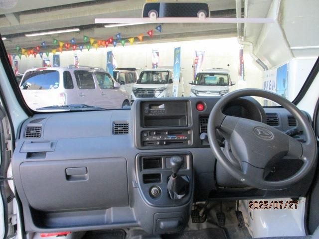 DAIHATSU HIJET CARGO 2013 Image 31