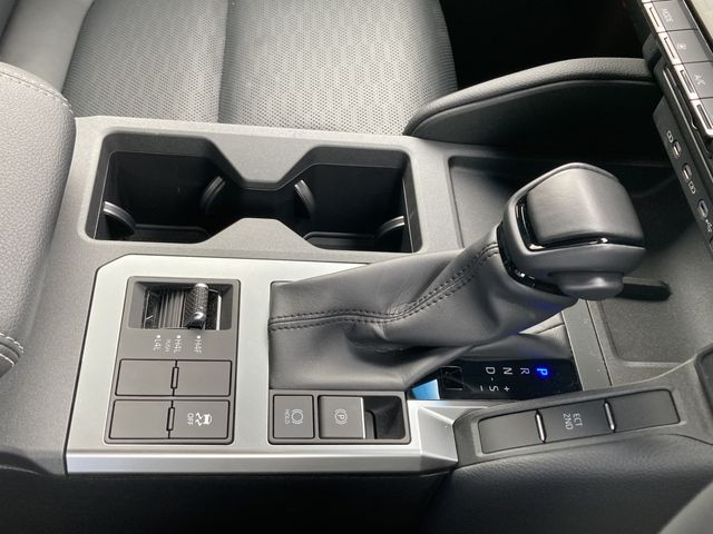 TOYOTA LANDCRUISER 250 2024 Image 31