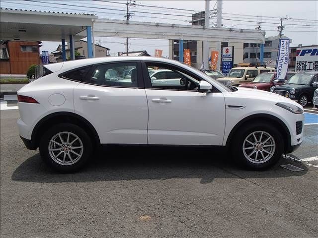 JAGUAR E-PACE 2019 Image 31