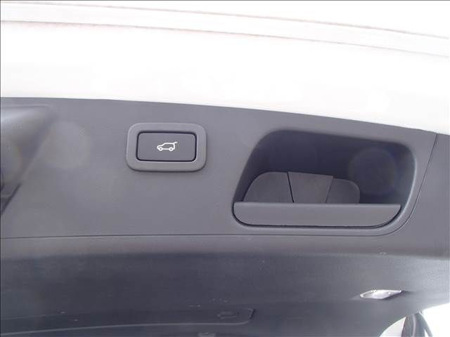 JAGUAR E-PACE 2019 Image 31