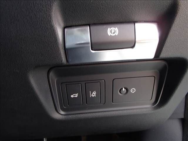 JAGUAR E-PACE 2019 Image 31