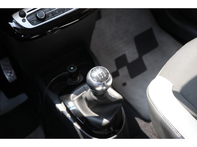 RENAULT TWINGO 2013 Image 31