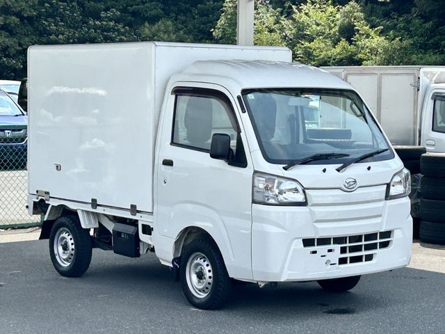 DAIHATSU HIJET TRUCK 4WD 2018 Image 31