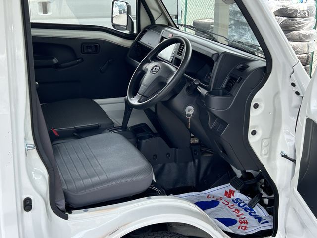 DAIHATSU HIJET TRUCK 4WD 2018 Image 31