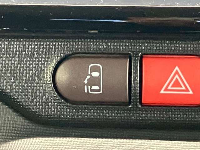 TOYOTA PORTE 2015 Image 31