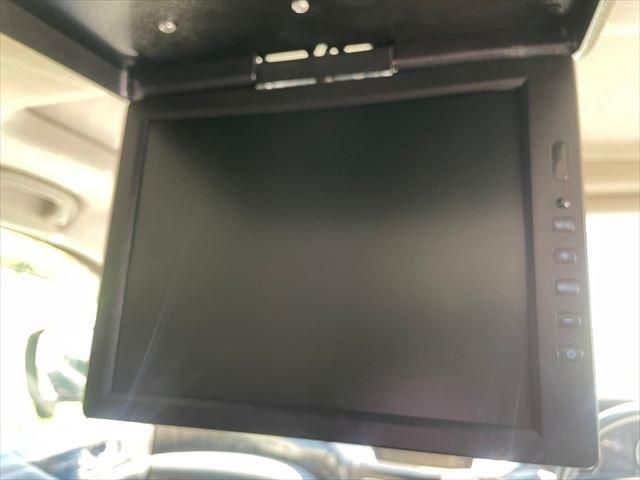 NISSAN ELGRAND 2014 Image 31