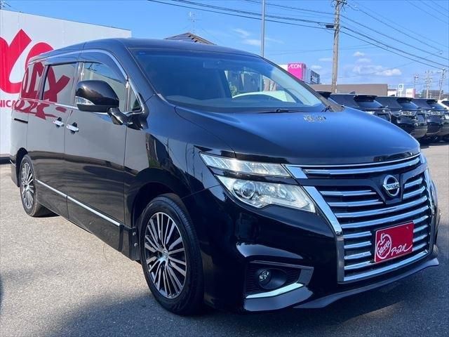 NISSAN ELGRAND 2014 Image 31