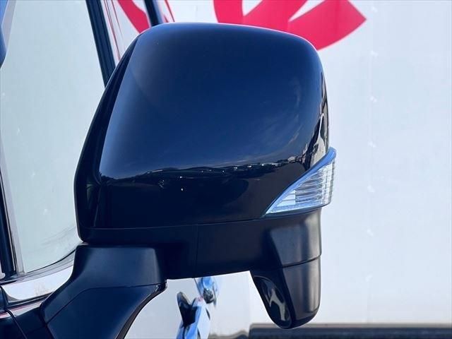 NISSAN ELGRAND 2014 Image 31