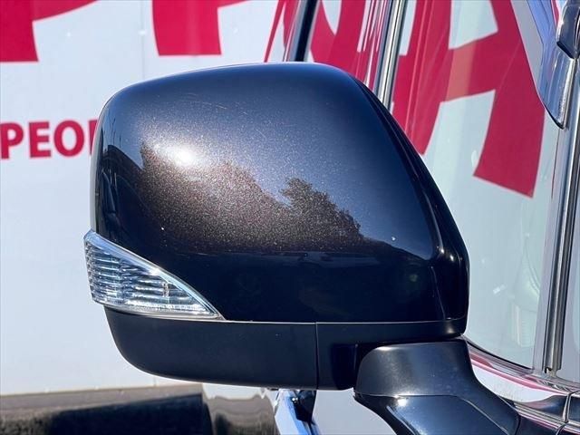 NISSAN ELGRAND 2014 Image 31