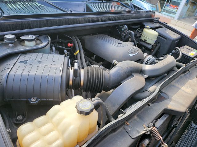 HUMMER H2 2004 Image 31
