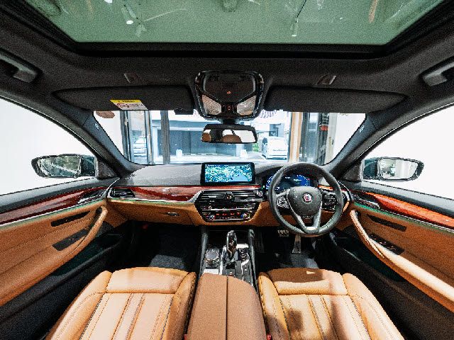 ALPINA D5 S LIMOUSIN 2021 Image 31