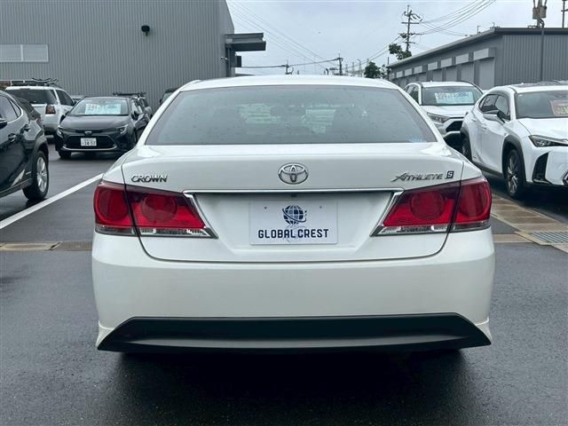 TOYOTA CROWN SEDAN 2014 Image 31