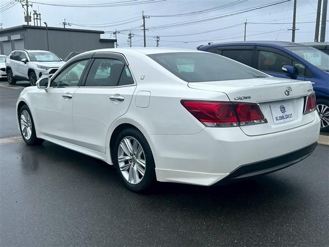 TOYOTA CROWN SEDAN 2014 Image 31