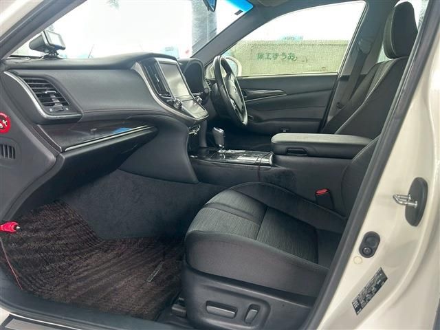 TOYOTA CROWN SEDAN 2014 Image 31