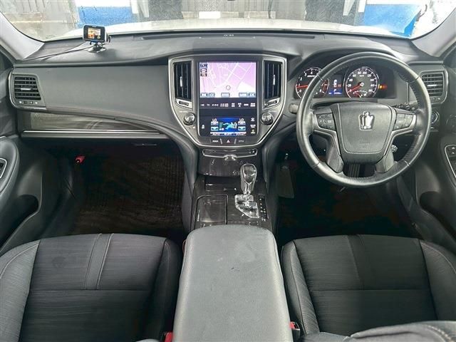 TOYOTA CROWN SEDAN 2014 Image 31