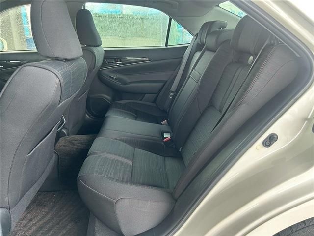 TOYOTA CROWN SEDAN 2014 Image 31