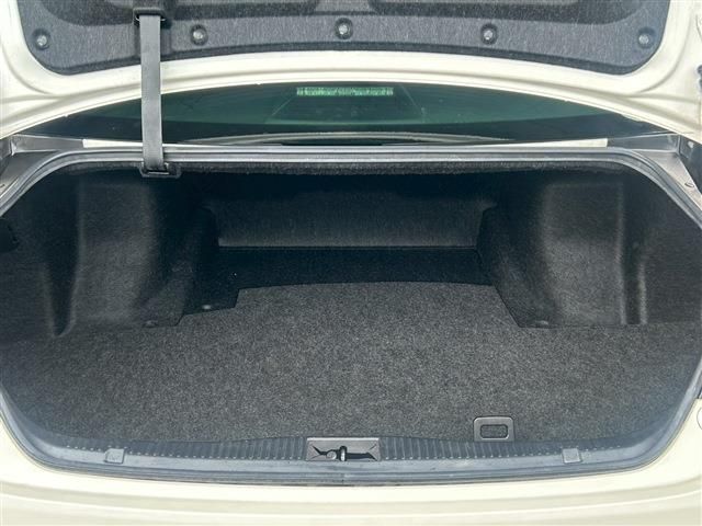 TOYOTA CROWN SEDAN 2014 Image 31