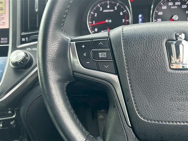 TOYOTA CROWN SEDAN 2014 Image 31