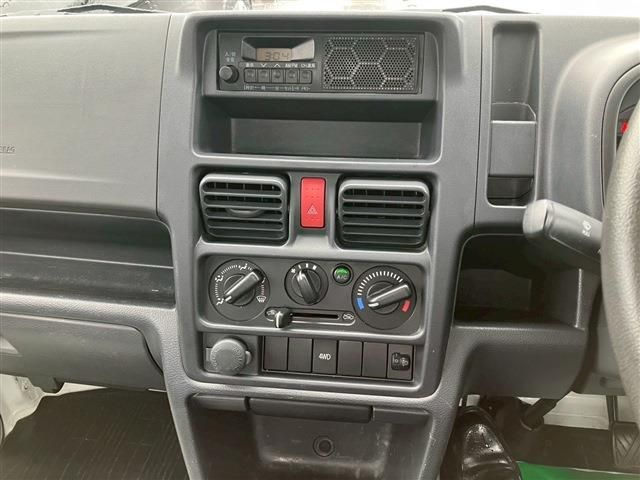 NISSAN NT100 CLIPPER 4WD 2021 Image 31