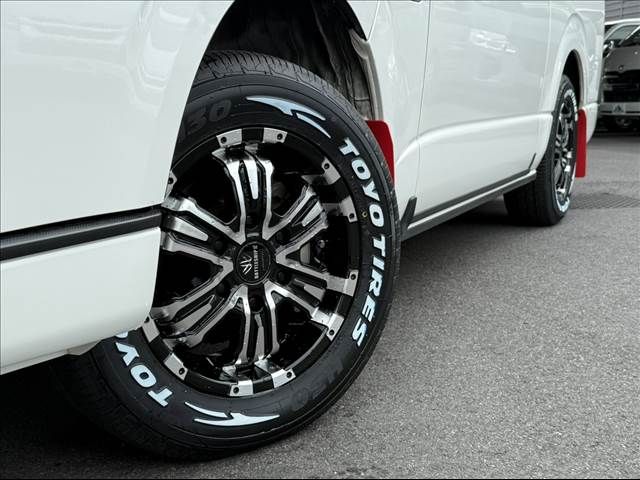 TOYOTA HIACE VAN 4WD 2021 Image 31