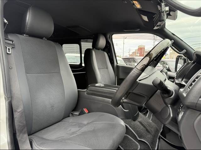 TOYOTA HIACE VAN 4WD 2021 Image 31