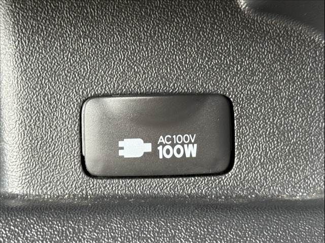 TOYOTA HIACE VAN 4WD 2021 Image 31