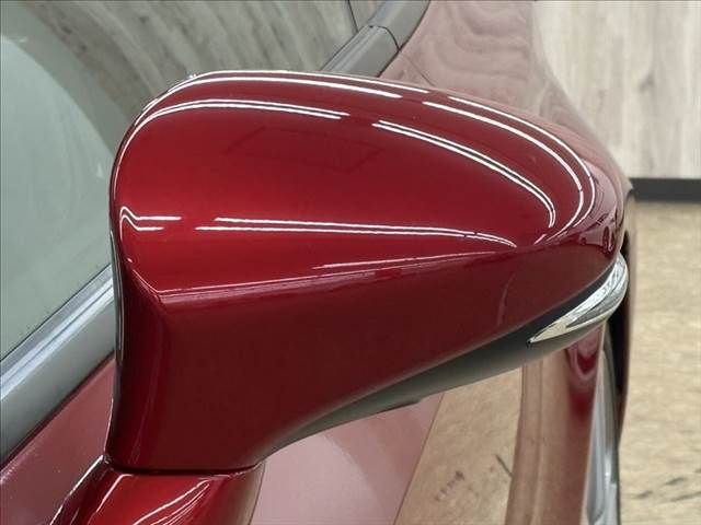 TOYOTA LEXUS RC300H 2016 Image 31