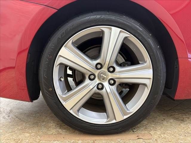 TOYOTA LEXUS RC300H 2016 Image 31