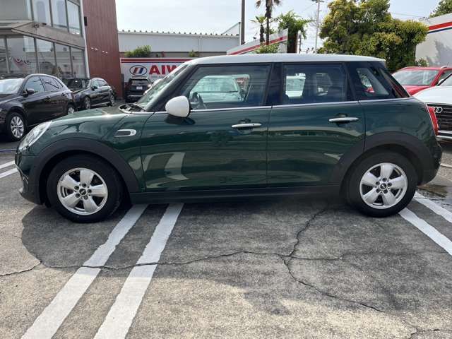 BMW MINI COOPER 5DOOR 2019 Image 31