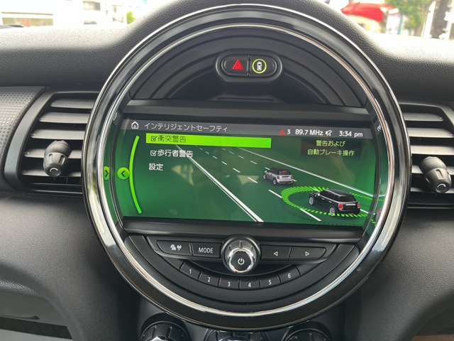 BMW MINI COOPER 5DOOR 2019 Image 31