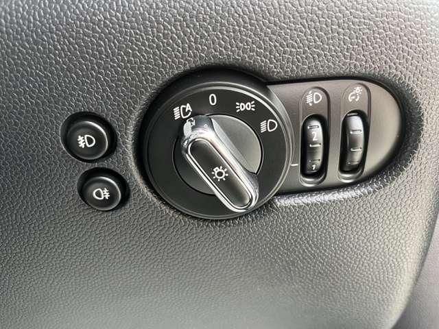 BMW MINI COOPER 5DOOR 2019 Image 31