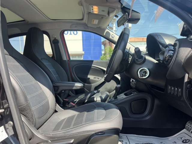 MCC SMART FORFOUR 2017 Image 31