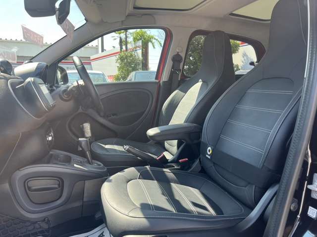 MCC SMART FORFOUR 2017 Image 31