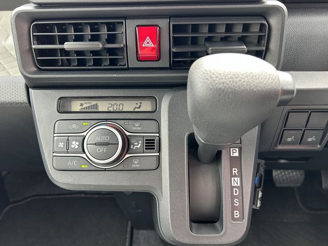 DAIHATSU TANTO 2022 Image 31