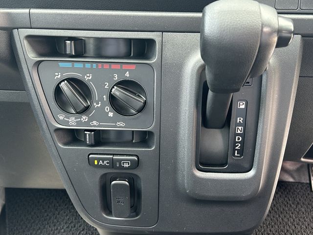 DAIHATSU HIJET CARGO 2020 Image 31