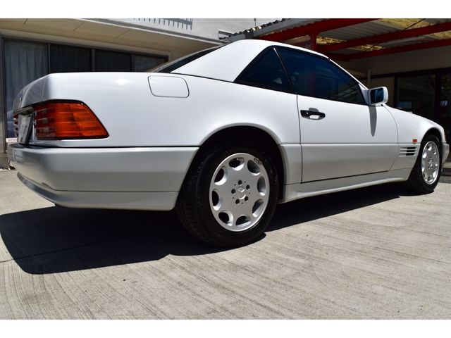 MERCEDES BENZ SL CLA 1992 Image 31