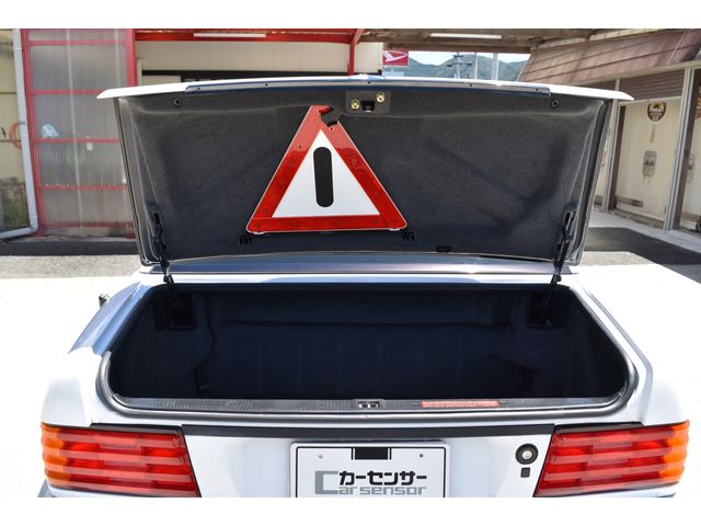 MERCEDES BENZ SL CLA 1992 Image 31