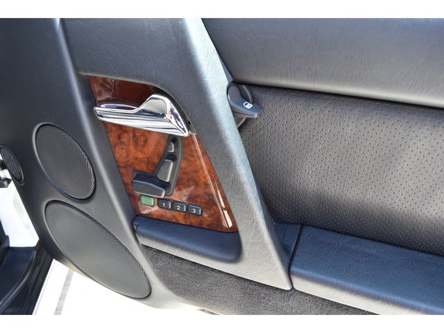 MERCEDES BENZ SL CLA 1992 Image 31