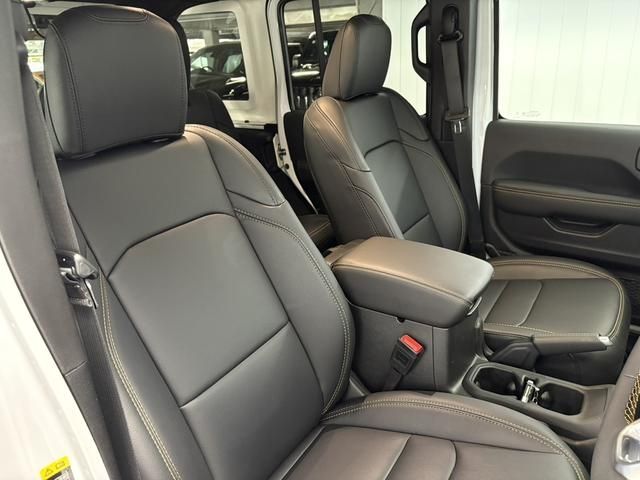 JEEP WRANGLER UNLIMI 2024 Image 31
