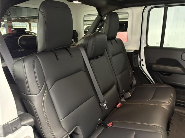 JEEP WRANGLER UNLIMI 2024 Image 31