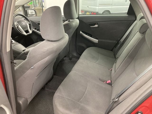 TOYOTA PRIUS 2011 Image 31
