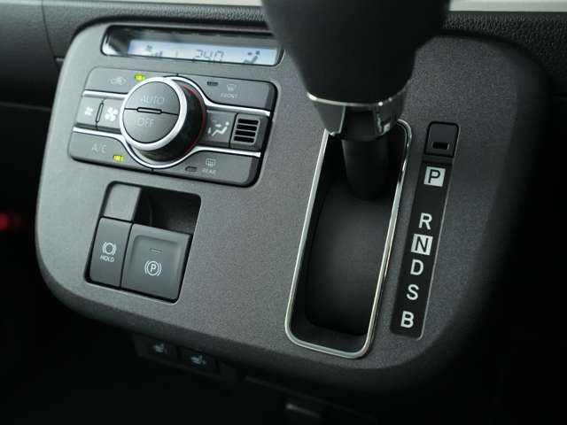 DAIHATSU MOVE CANBUS 4WD 2022 Image 31