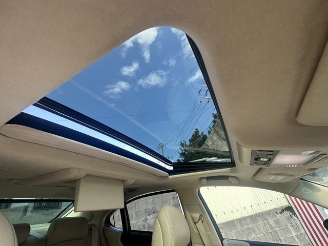 TOYOTA LEXUS LS600H 2015 Image 31